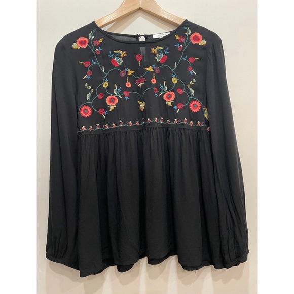 JODIFL Tops - Jodifl Peasant Top Boho Dark Floral Embroidered Small Hippie Festival